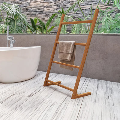 Échelle porte-serviettes sur pieds en teck 4 barreaux 120 cm (47 po)